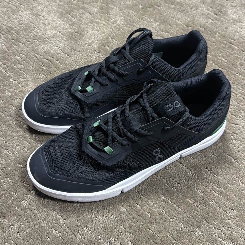 Men's On The Roger Spin Black/Green Shoes, size 11